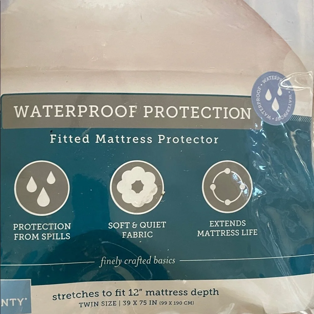 Sealy Waterproof Fitted Mattress Protector - White